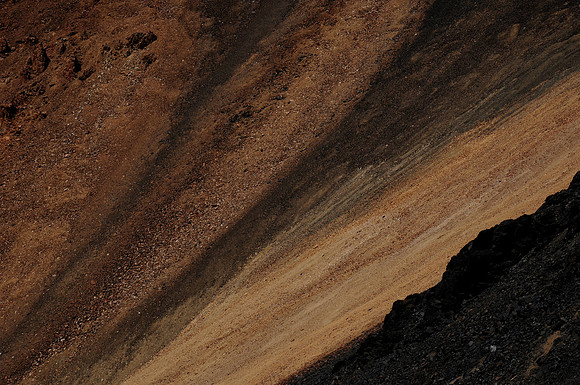 Colours on White Mountain Peak