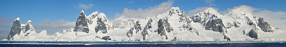 The Antarctic coastline seen from the Lemaire Channel