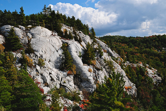 The ridge west of Quartzite Lake